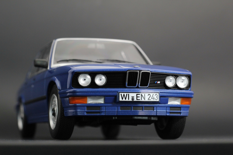 Illustration for article titled Norev e28 M5 in 1:18 scale